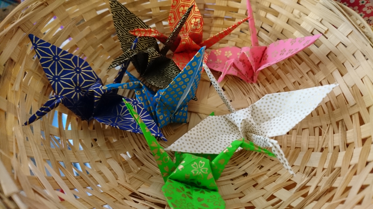 Cómo hacer una grulla de origami, símbolo de suerte | Haiku Barcelona
